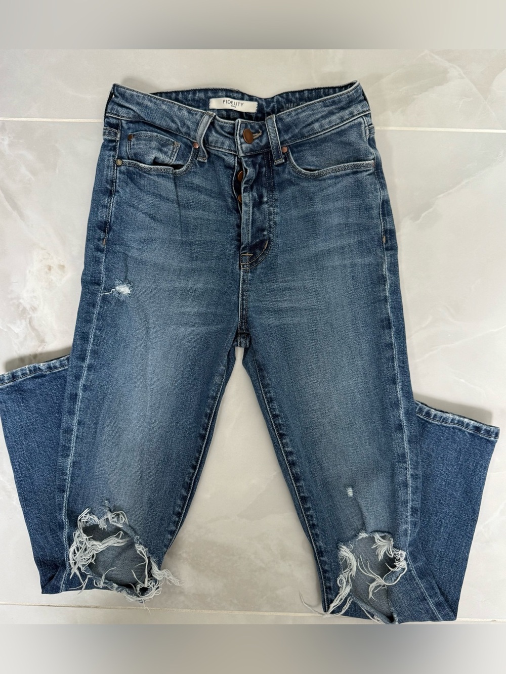 Fidelity Distressed pixie crop high rise Jeans